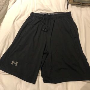 Black under armour athletic shorts